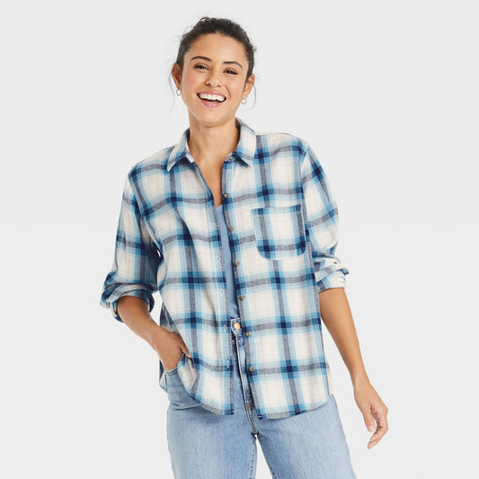 Womens Long Sleeve Flannel Button-Down Shirt - Universal Thread White Plaid M