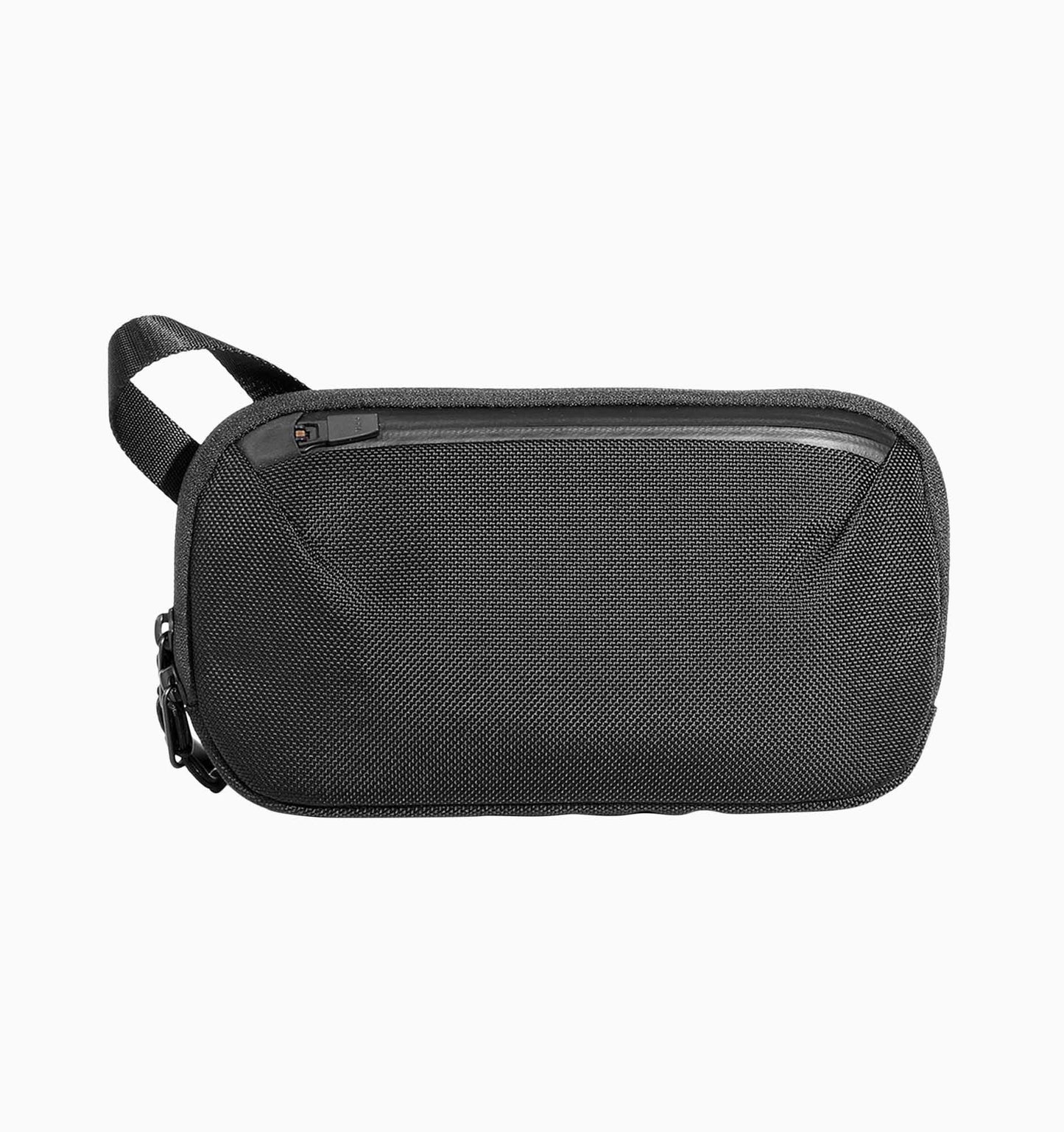 Aer Slim Pouch | Black