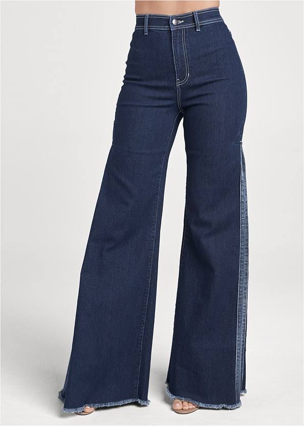 Womens Wide Leg Frayed Flare Jeans - Dark Wash, Size 6 by Venus