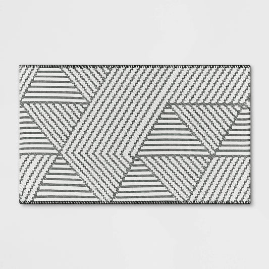 23x39 Geo Accent Rug Gray - Project 62